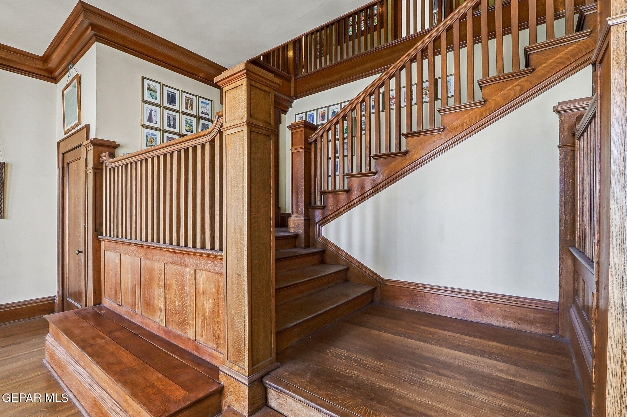 525 Corto Way El Paso, TX 79902 - Photo 7 of 98 a view of entryway