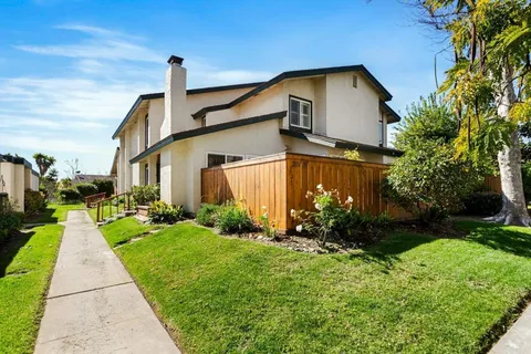 $1,299,900 | 2033 Shadytree Lane, Encinitas, CA 92024