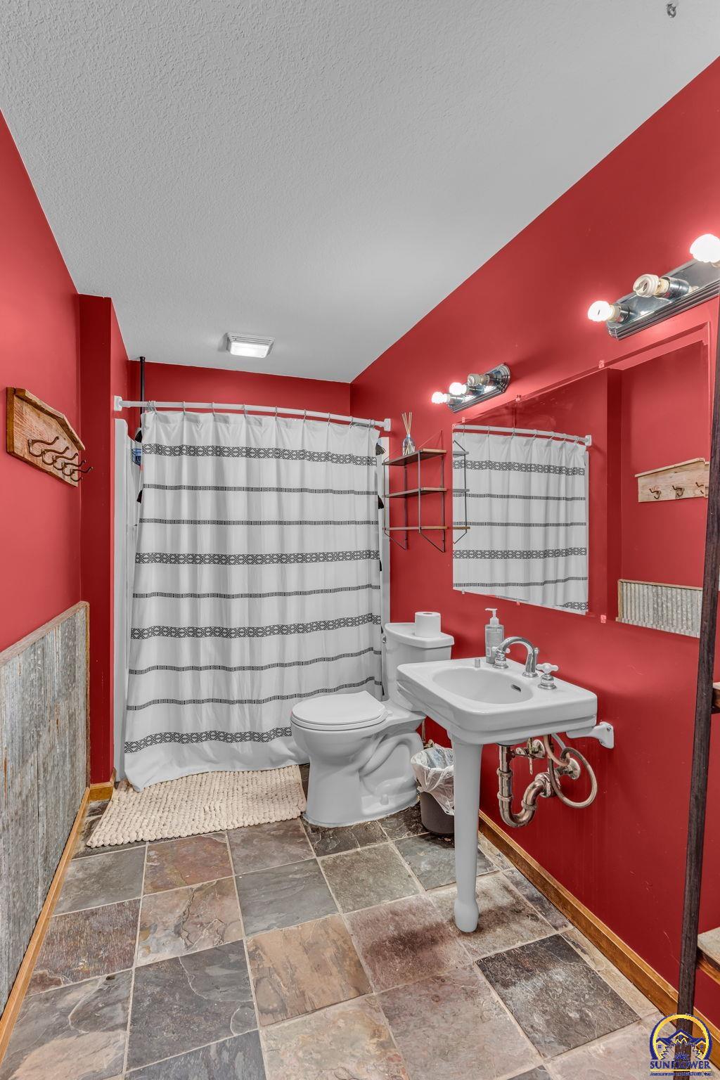 8425 Northeast Marple Road Topeka, KS 66617 - Photo 31 of 46