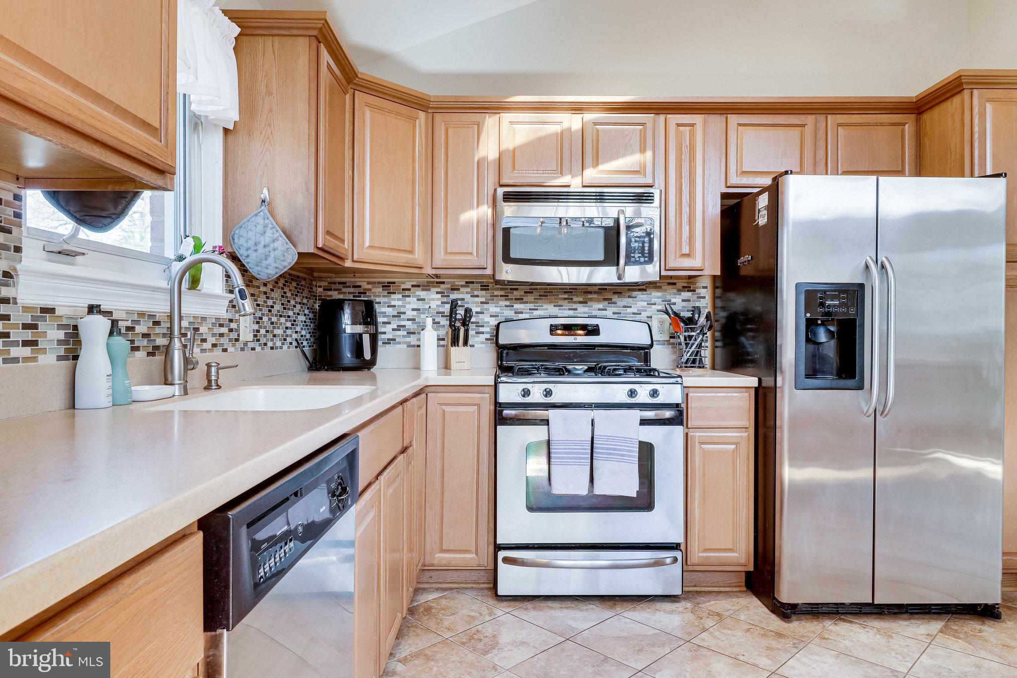 5620 Eastbourne Drive Springfield, VA 22151 - Photo 12 of 39