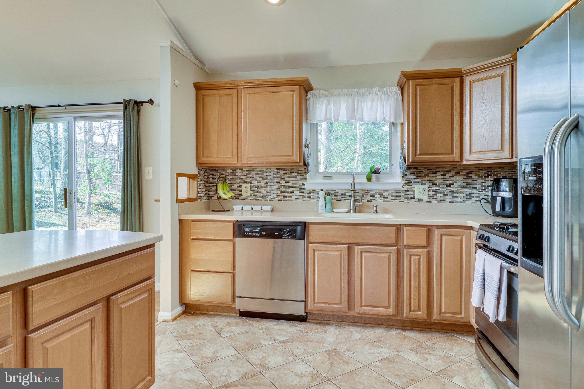 5620 Eastbourne Drive Springfield, VA 22151 - Photo 14 of 39