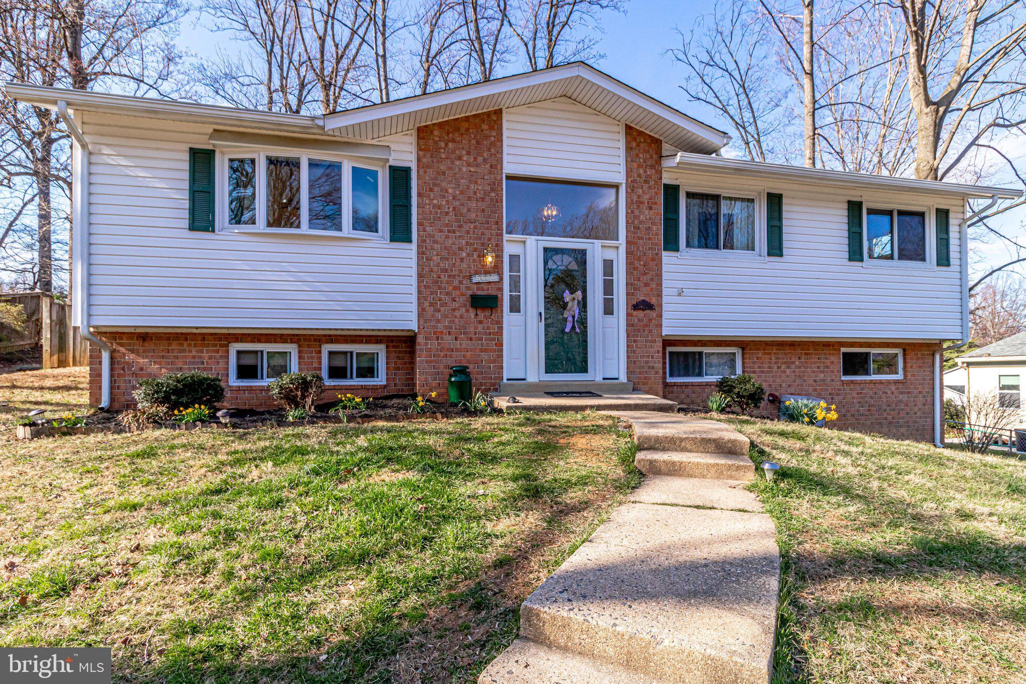 5620 Eastbourne Drive Springfield, VA 22151 - Photo 2 of 39