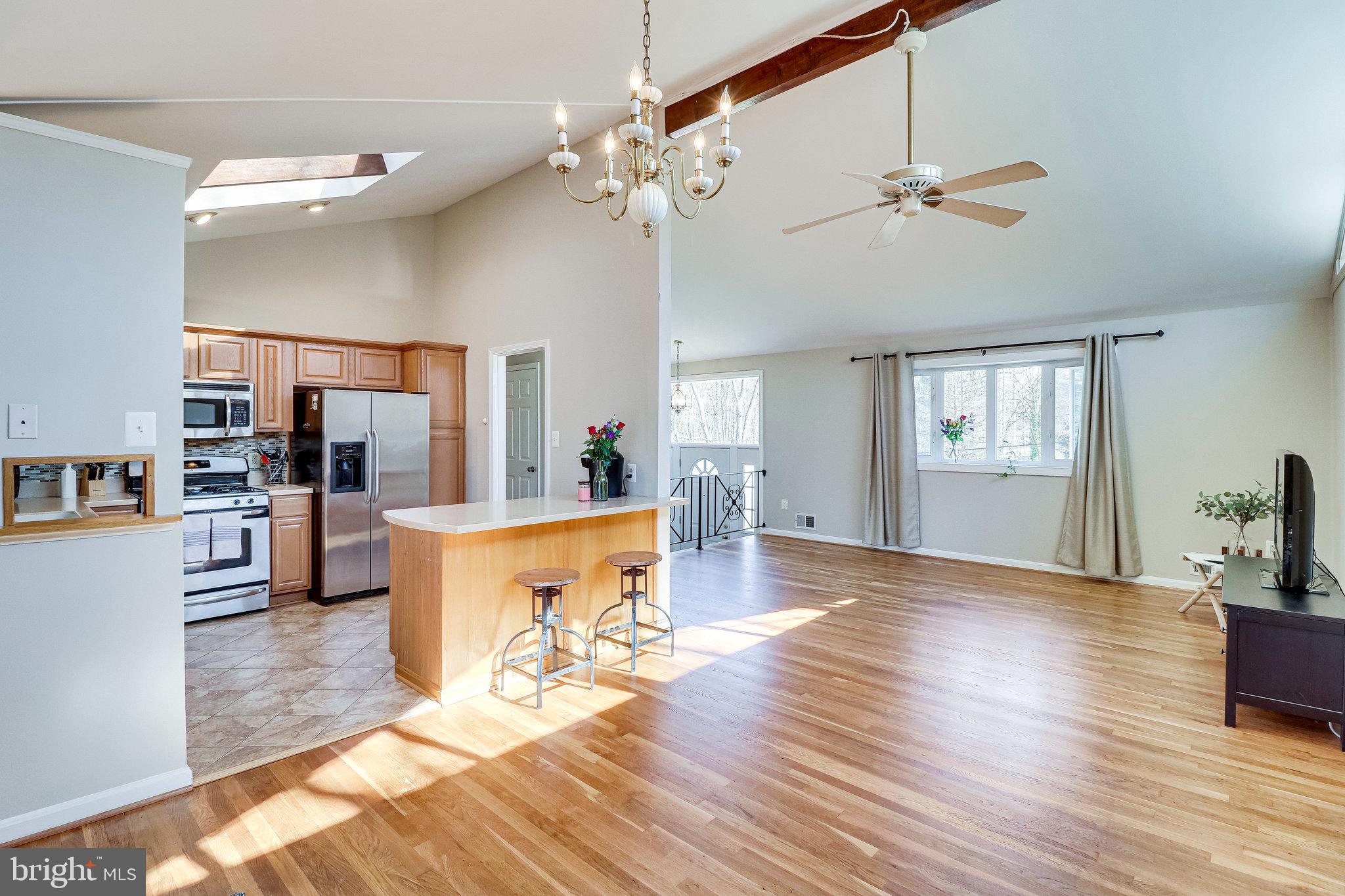 5620 Eastbourne Drive Springfield, VA 22151 - Photo 4 of 39