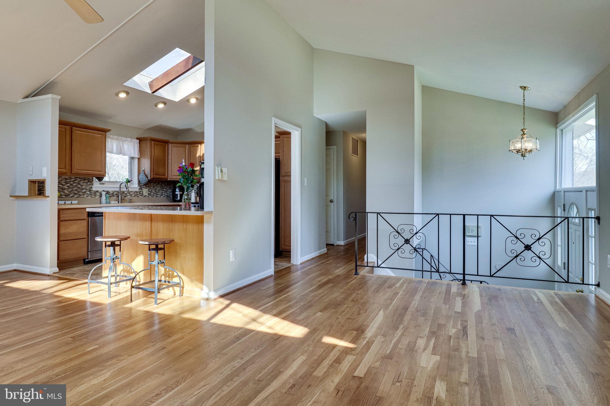 5620 Eastbourne Drive Springfield, VA 22151 - Photo 9 of 39