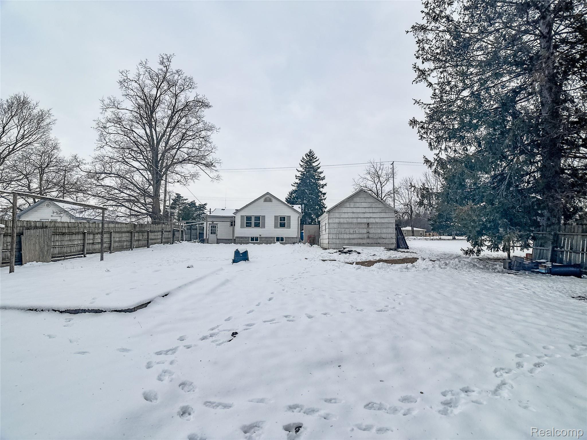 12034 North Seymour Road Montrose, MI 48457 - Photo 45 of 56 View of yard layered in snow