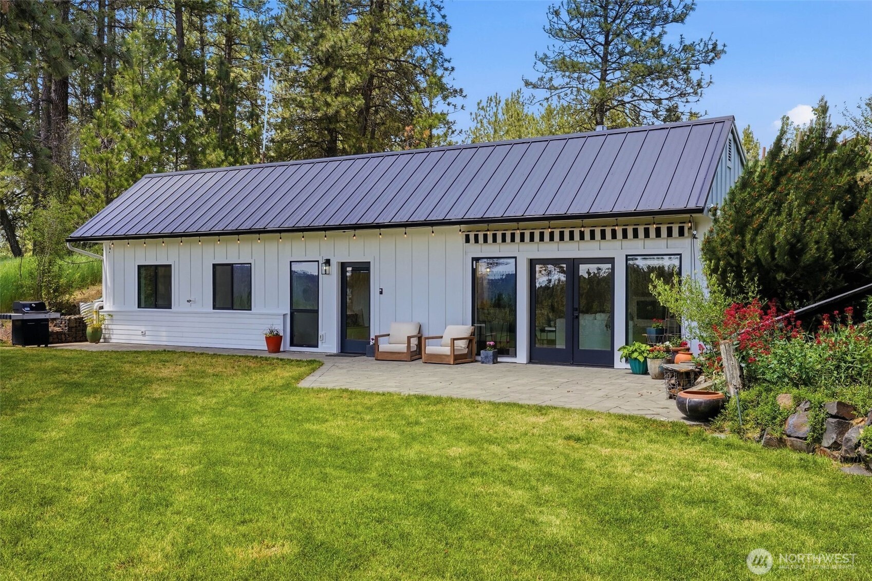 10716 South Baltimore Road Spokane, WA 99223 - Photo 3 of 38 Gallery Image 3