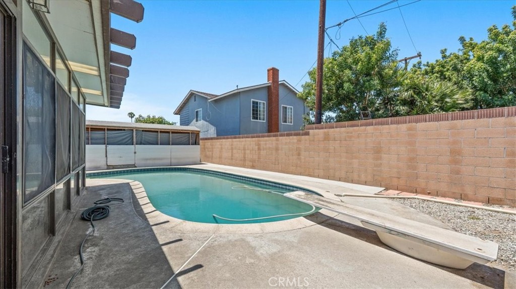 809 East Cyrene Street Carson, CA 90746 - Photo 36 of 47