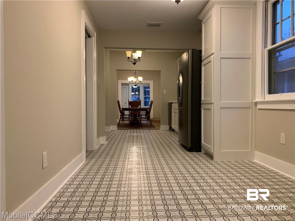 107 Macy Place Mobile, AL 36604 - Photo 8 of 22