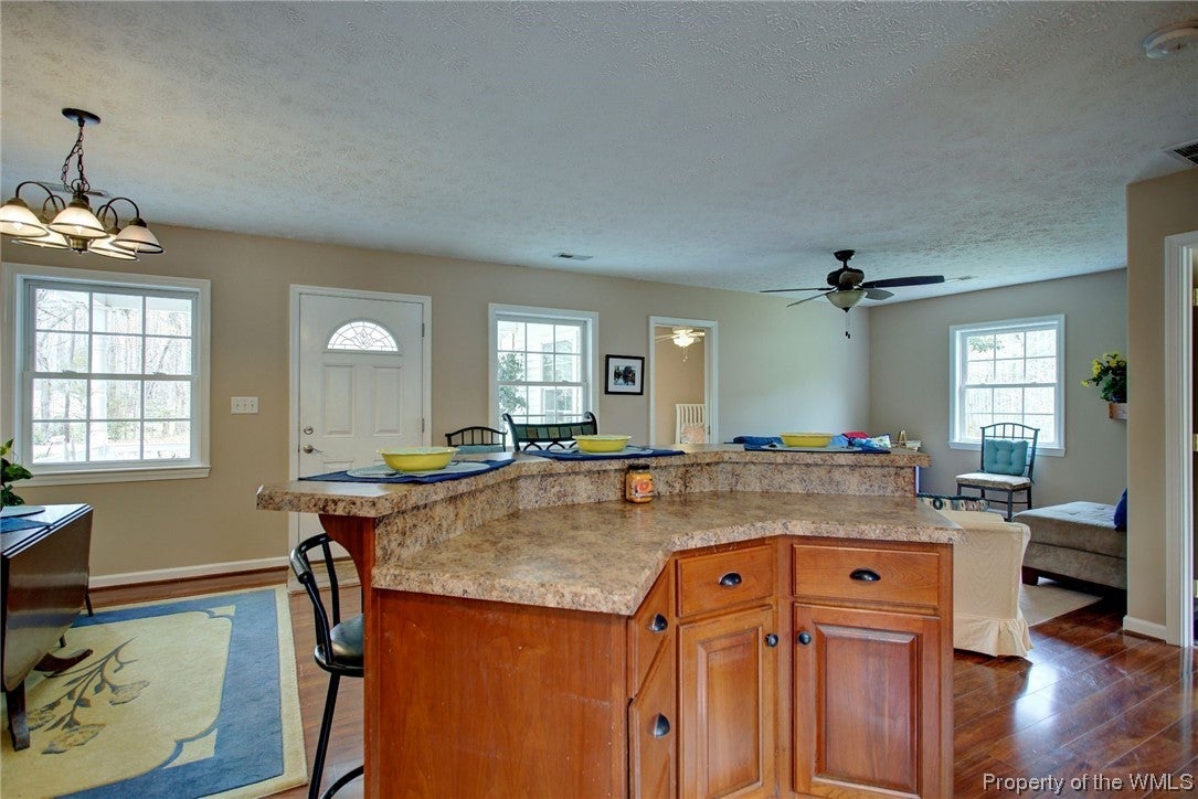 10372 Indian Road Gloucester, VA 23061 - Photo 10 of 26 Gallery Image 10