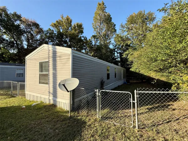 $89,900 | 649 Ponderosa Drive, Onalaska, TX 77360