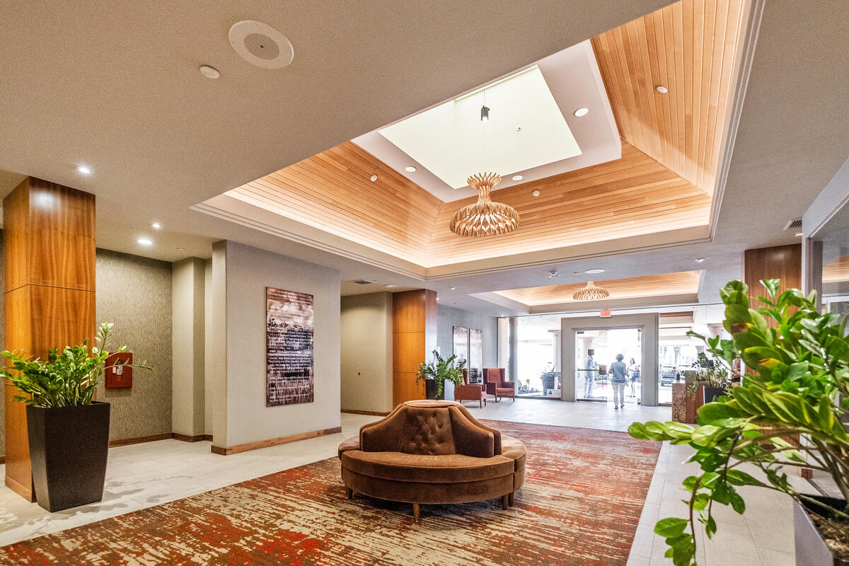 722 Inverness Drive Rancho Mirage, CA 92270 - Photo 56 of 59 a living room with furniture and a potted plant