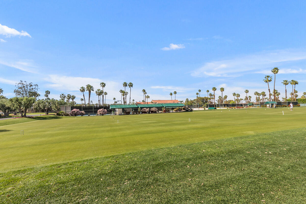722 Inverness Drive Rancho Mirage, CA 92270 - Photo 57 of 59 a view of an ocean with boats