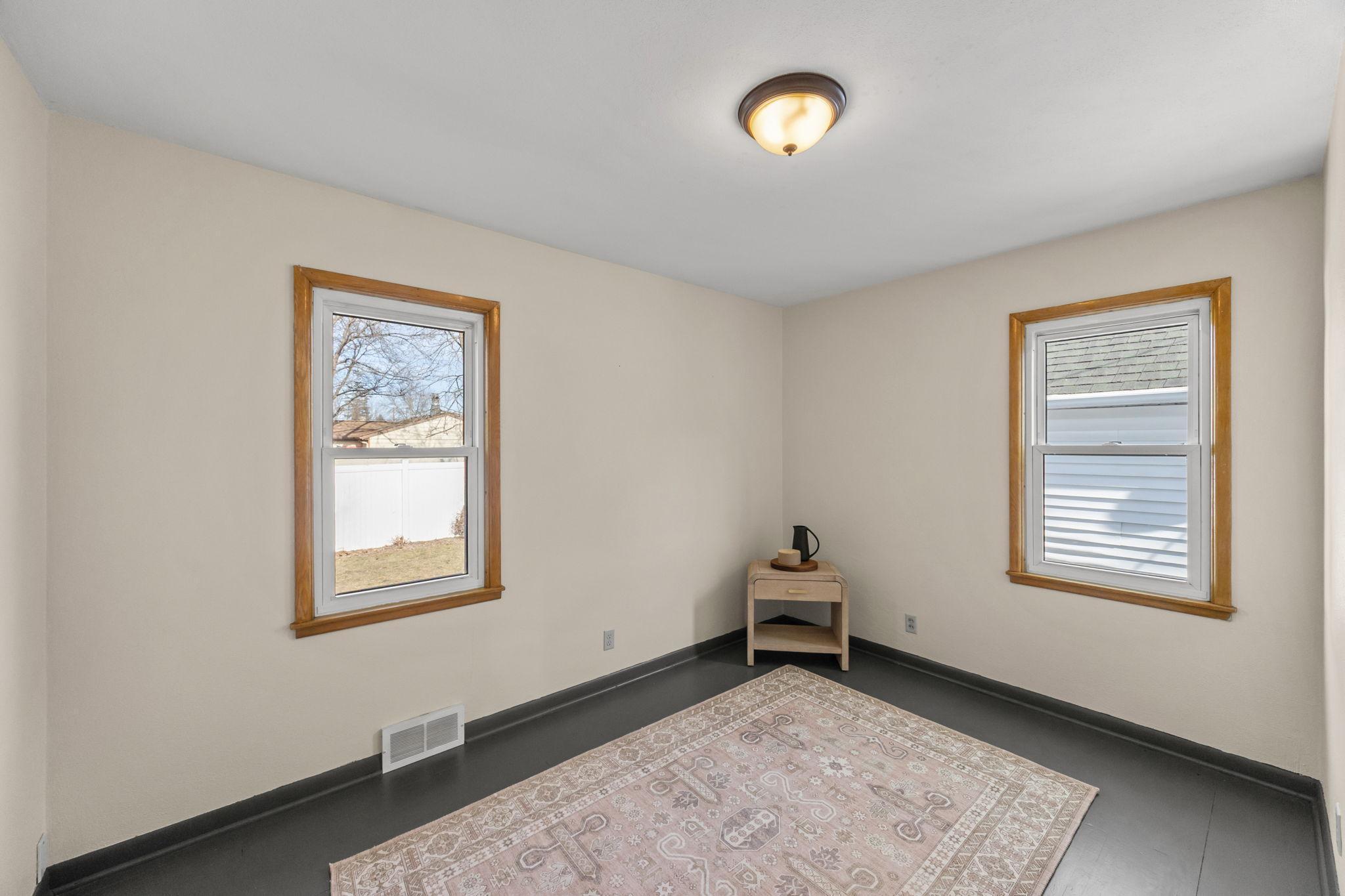 5900 Maple Street Rockford, MN 55373 - Photo 11 of 24