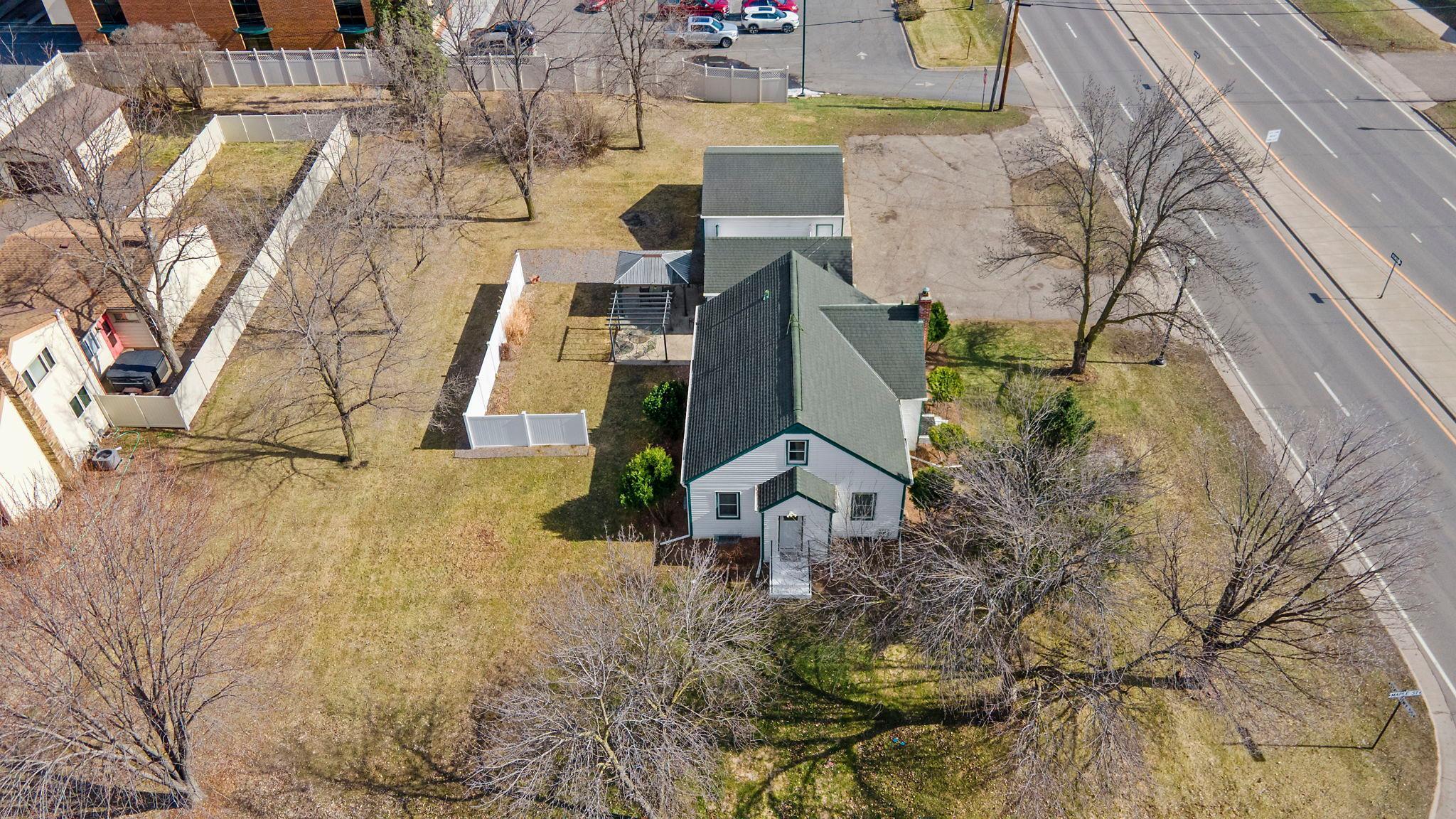 5900 Maple Street Rockford, MN 55373 - Photo 2 of 24
