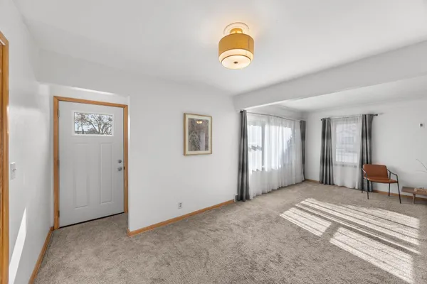 $300,000 | 5900 Maple Street, Rockford, MN 55373