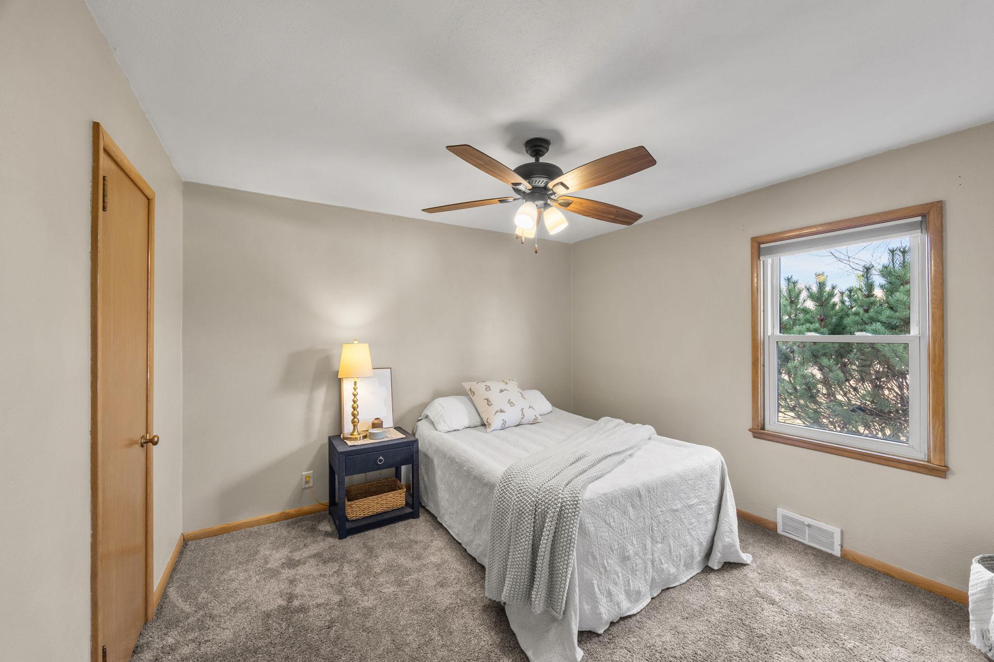 5900 Maple Street Rockford, MN 55373 - Photo 10 of 24