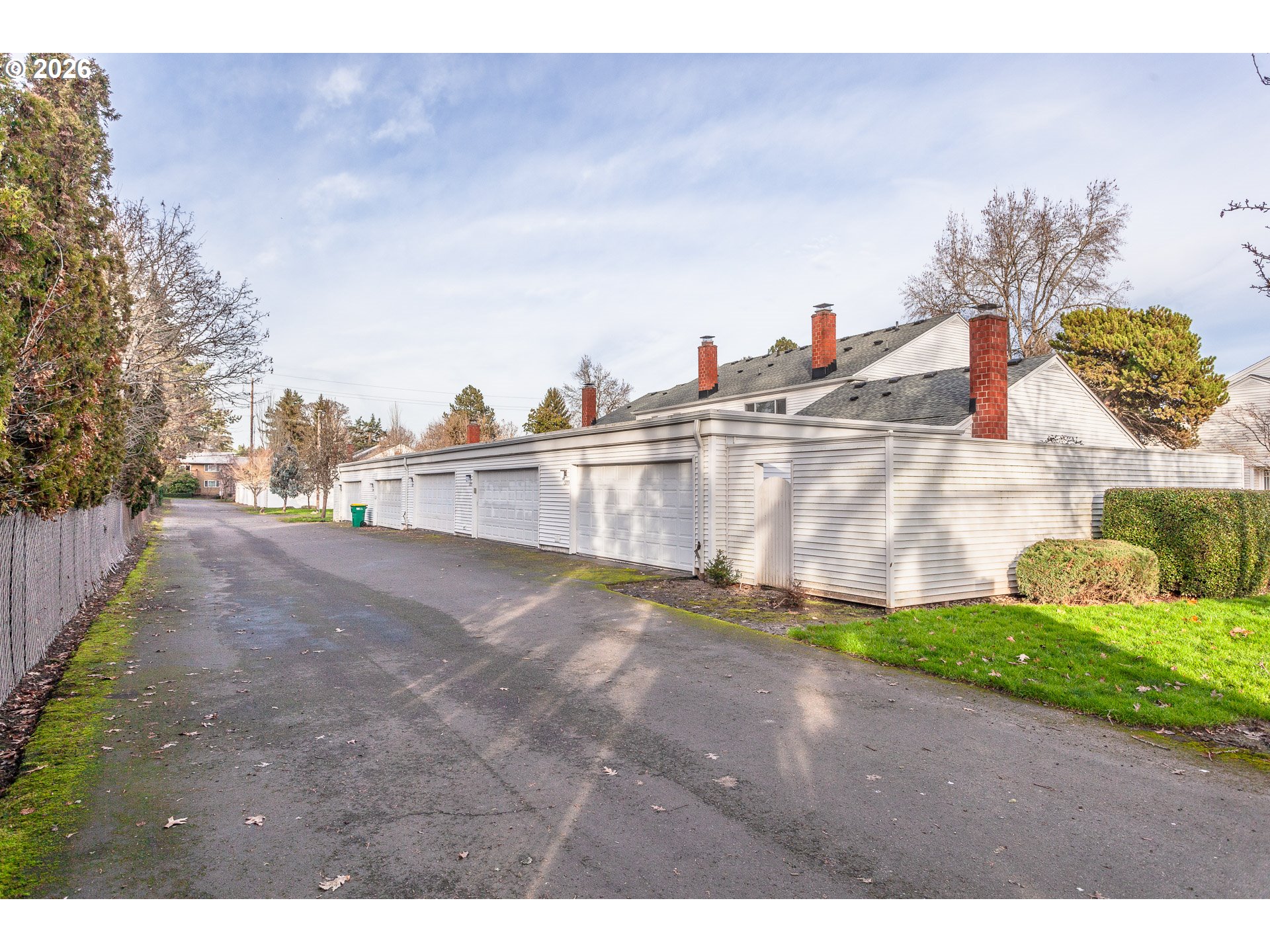 6151 Southwest Erickson Avenue Beaverton, OR 97008 - Photo 25 of 29 Garage