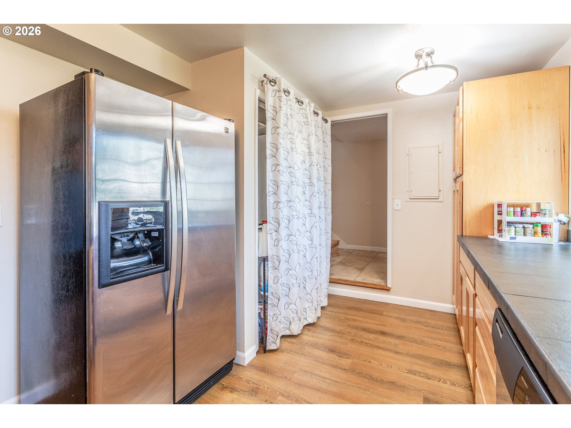 6151 Southwest Erickson Avenue Beaverton, OR 97008 - Photo 6 of 29 Kitchen