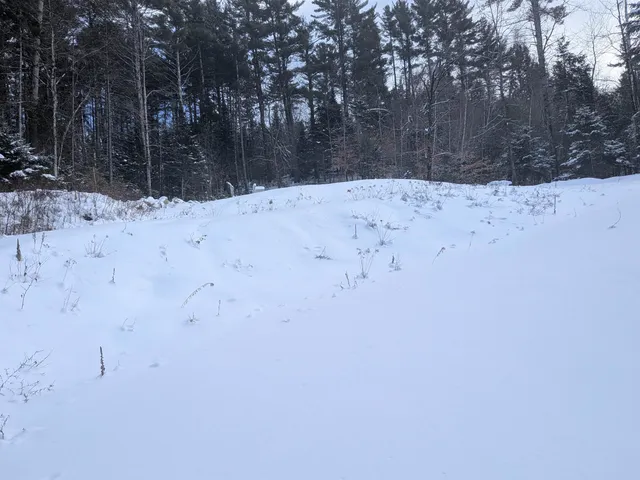 $79,995 | 111 Swiftwater Circle, Haverhill, NH 03785