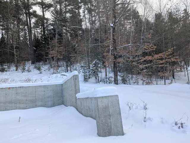 $79,995 | 111 Swiftwater Circle, Haverhill, NH 03785