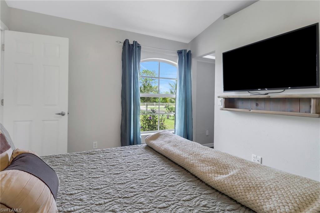 5160 40th Street Northeast Naples, FL 34120 - Photo 23 of 40