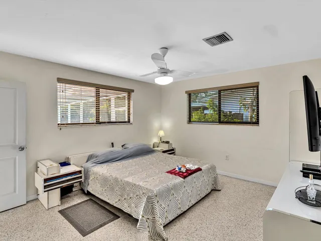 $1,125,000 | 19321 Northeast 18th Place, Miami, FL 33179