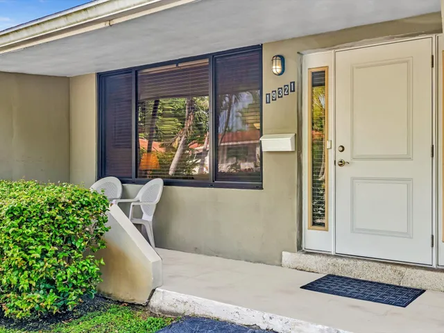 $1,125,000 | 19321 Northeast 18th Place, Miami, FL 33179