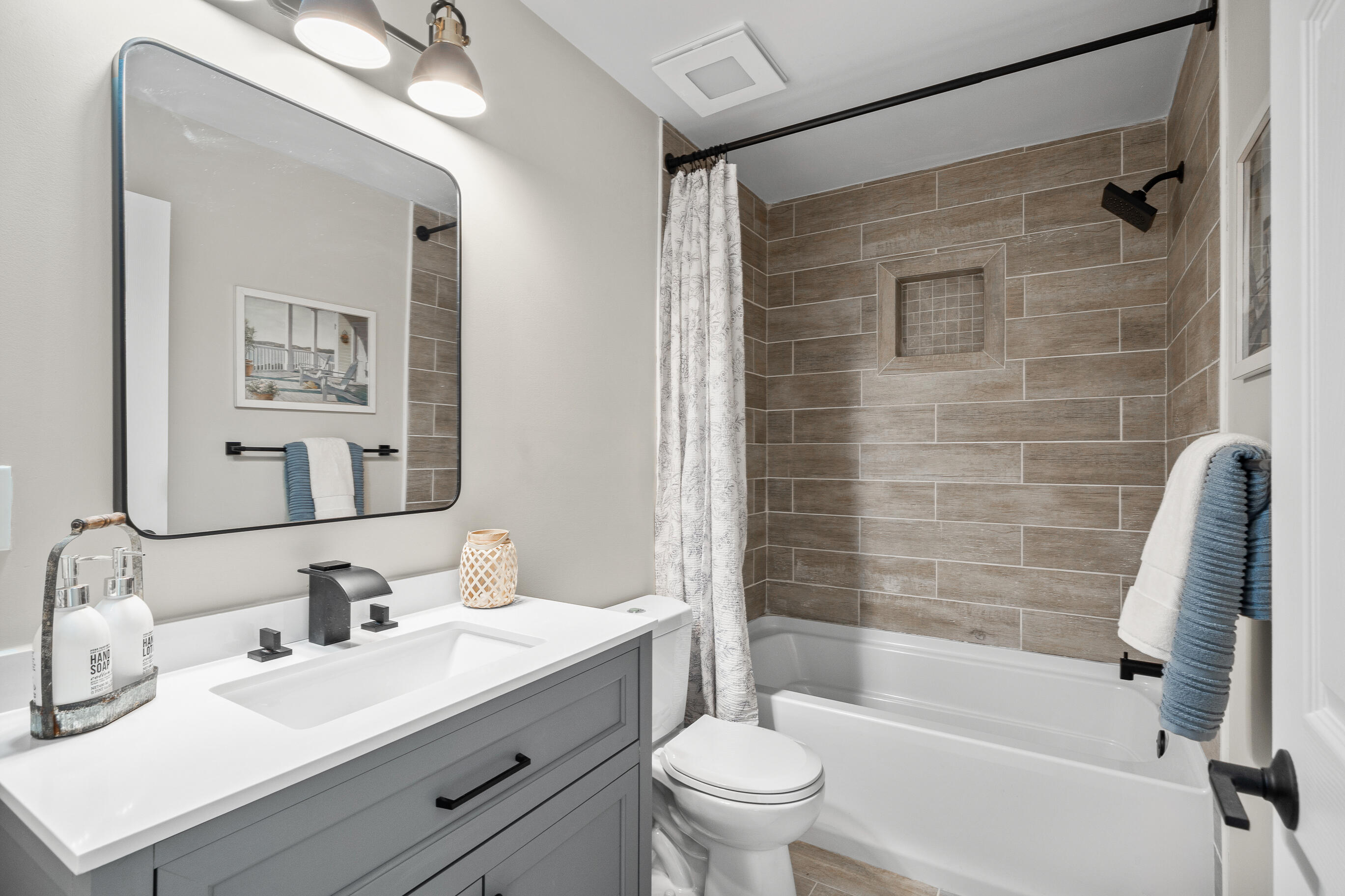 76 Orchard Street Williams Bay, WI 53191 - Photo 14 of 36 76 Orchard St-35