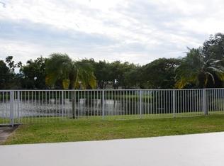 9772 Erica Court, Unit 9772 Boca Raton, FL 33496 - Photo 3 of 12 Lake to Backyard