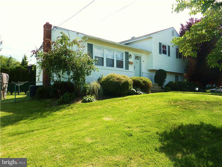 23 Hilton Road Mount Holly, NJ 08060 - Photo 2 of 24