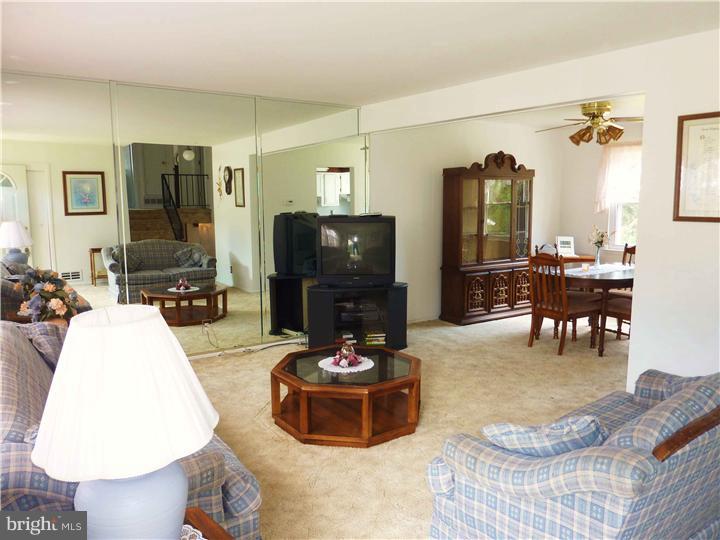 23 Hilton Road Mount Holly, NJ 08060 - Photo 12 of 24