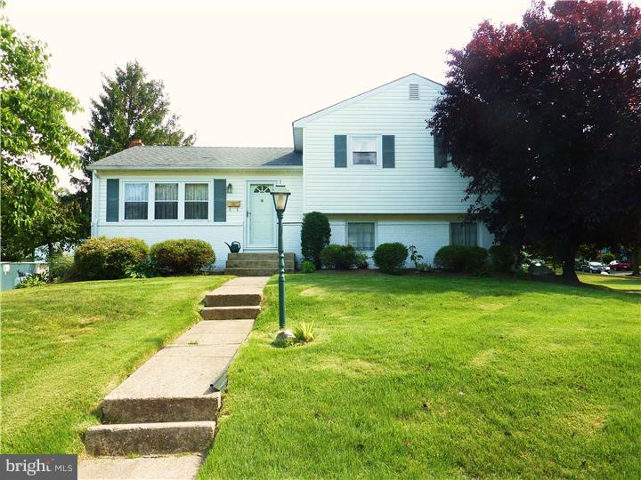 23 Hilton Road Mount Holly, NJ 08060 - Photo 4 of 24
