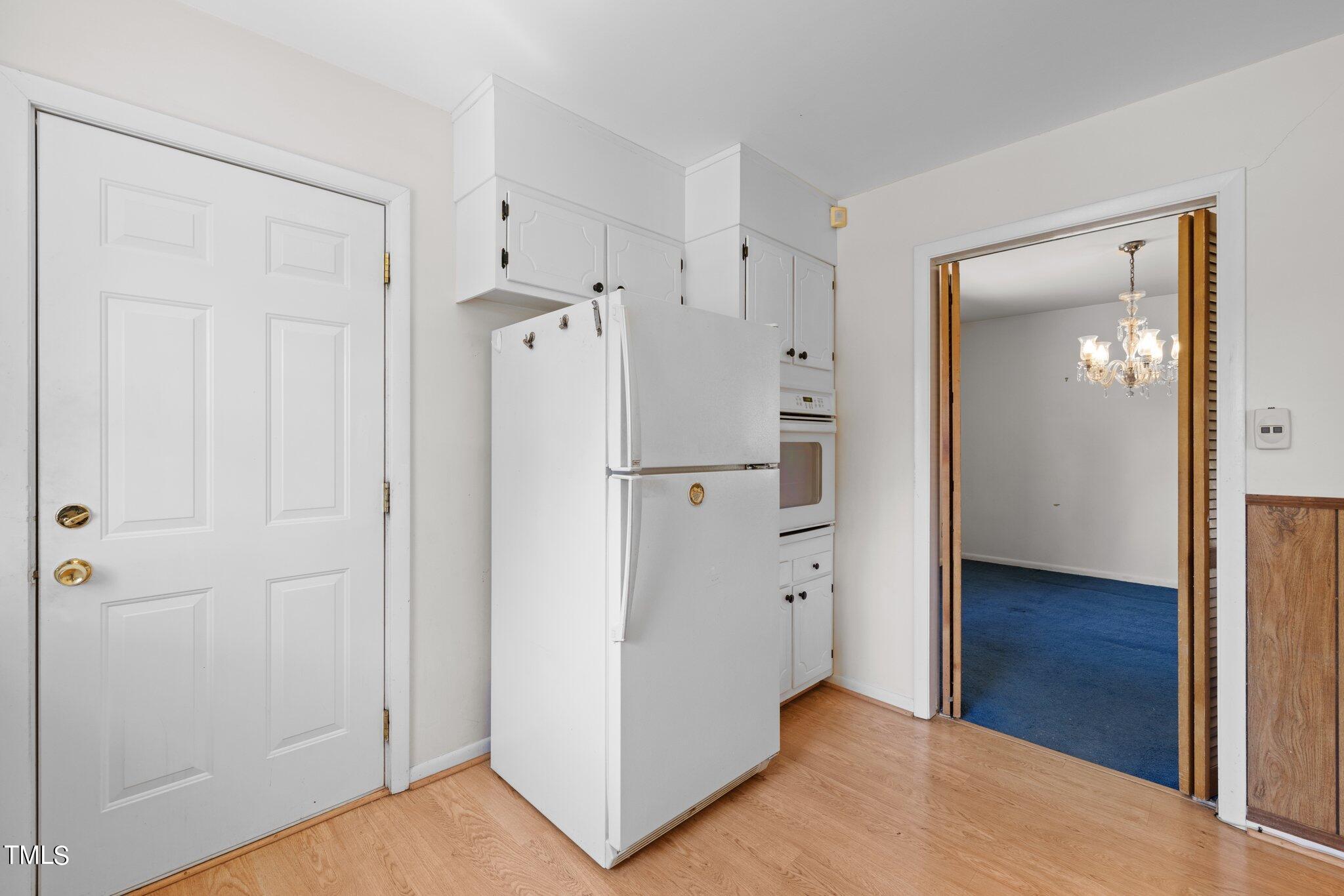 4705 Latimer Road Raleigh, NC 27609 - Photo 11 of 51 Kitchen
