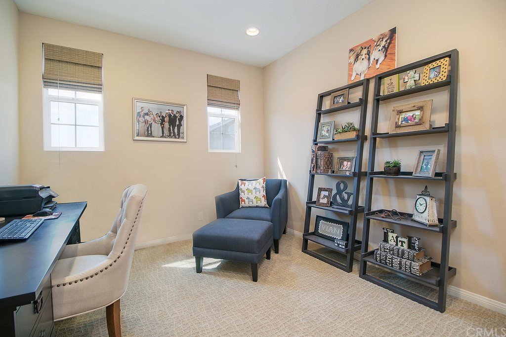 15205 Fairfax Way Tustin, CA 92782 - Photo 19 of 28 a living room with furniture