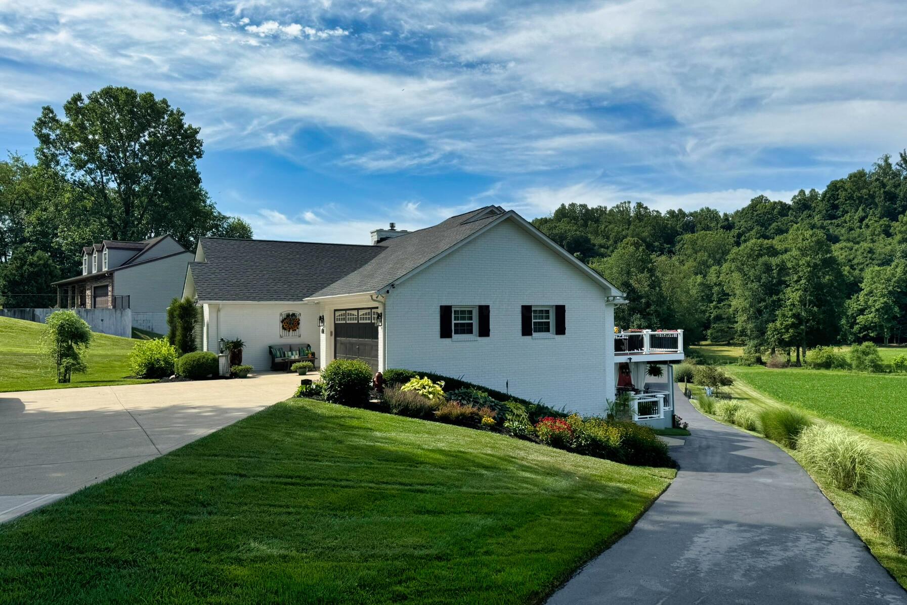1531 Tarkiln Road Southeast Lancaster, OH 43130 - Photo 7 of 113 IMG_3072-1