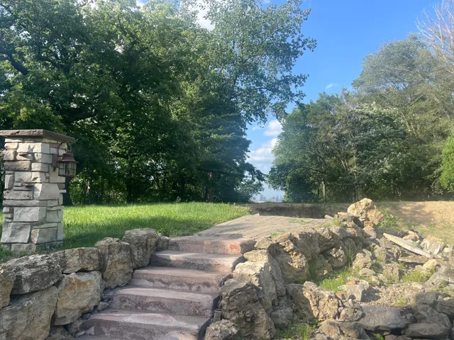 $775,000 | 1680 Lexington Avenue South, Mendota Heights, MN 55118