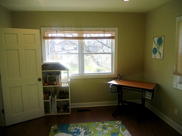 142 Chase Road Columbus, OH 43214 - Photo 16 of 25 Gallery Image 16
