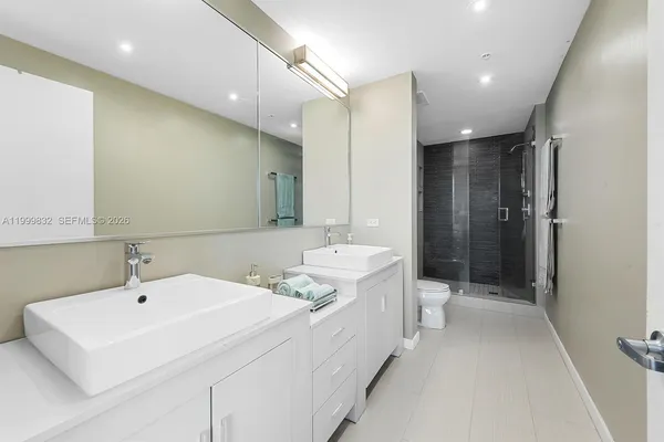 $5,600 | 3301 Northeast 1st Avenue, Unit H2902, Miami, FL 33137
