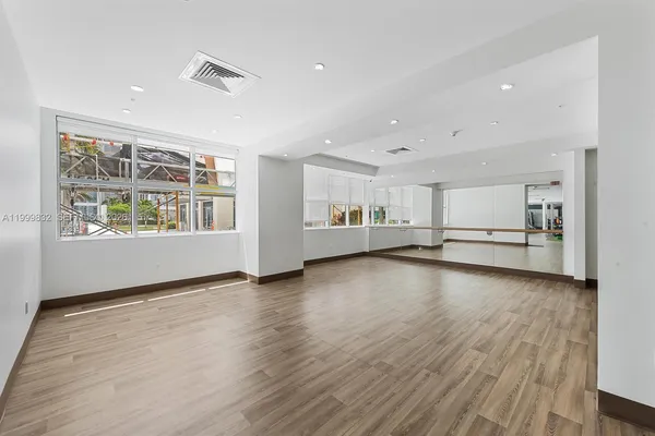 $5,600 | 3301 Northeast 1st Avenue, Unit H2902, Miami, FL 33137