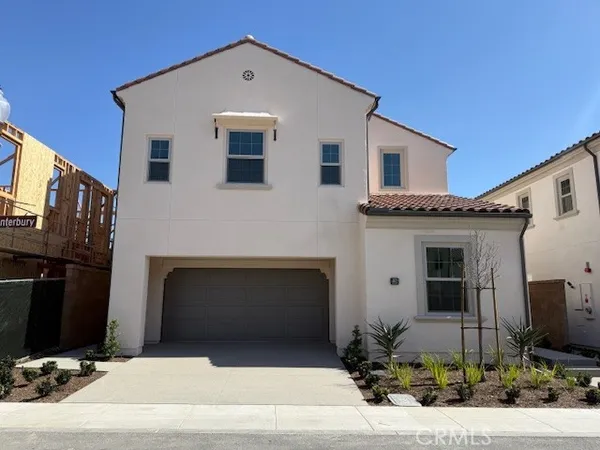$2,851,522 | 226 Canterbury, Irvine, CA 92618
