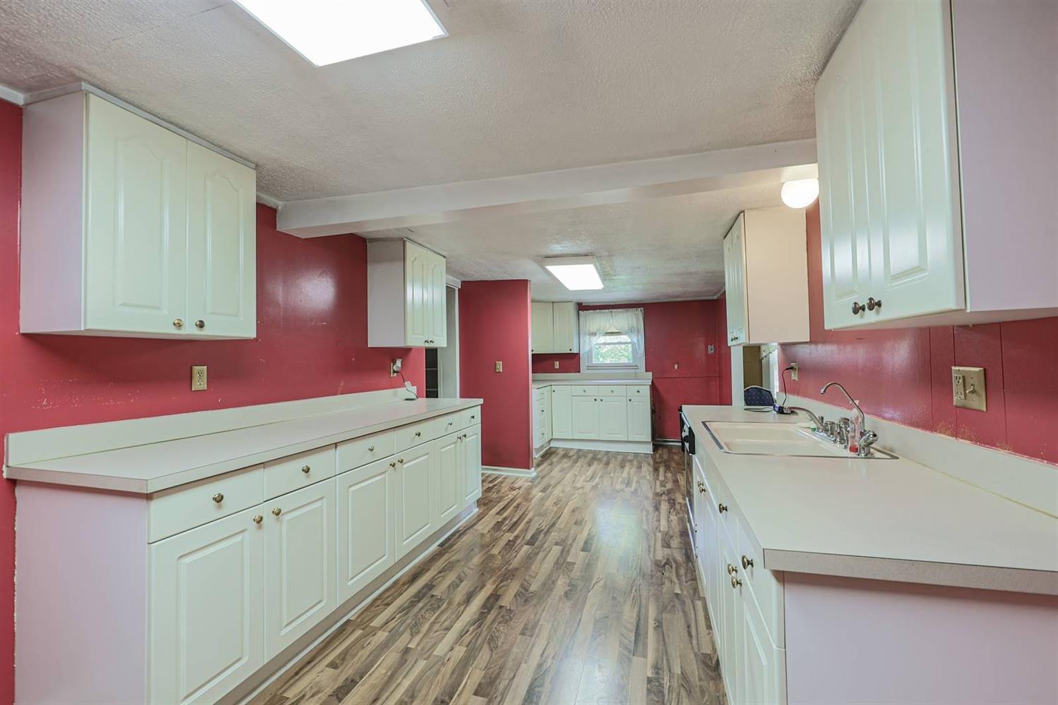 7098 Princeton Road Middletown, OH 45044 - Photo 6 of 29