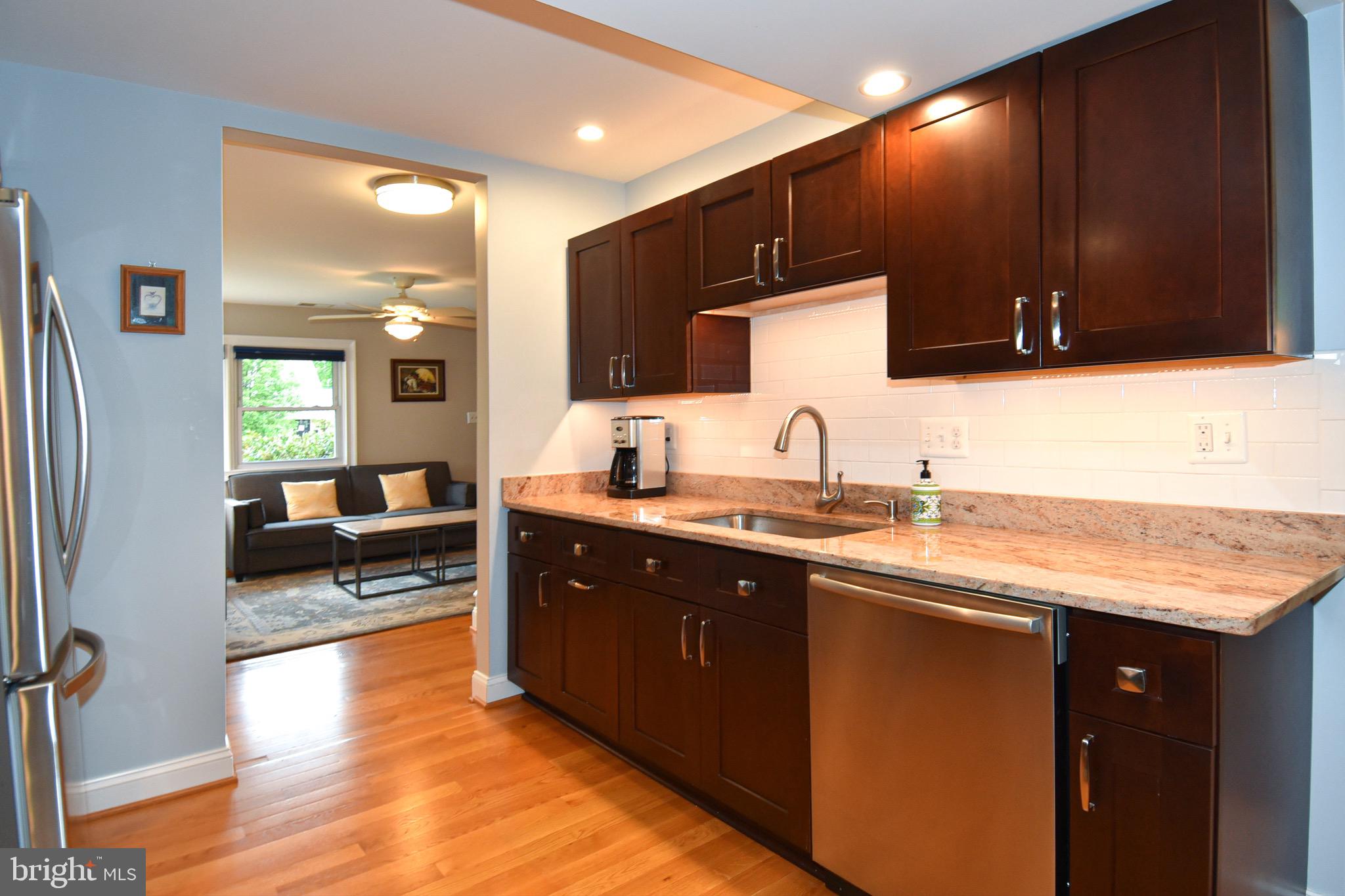 6915 Quander Road Alexandria, VA 22307 - Photo 8 of 37