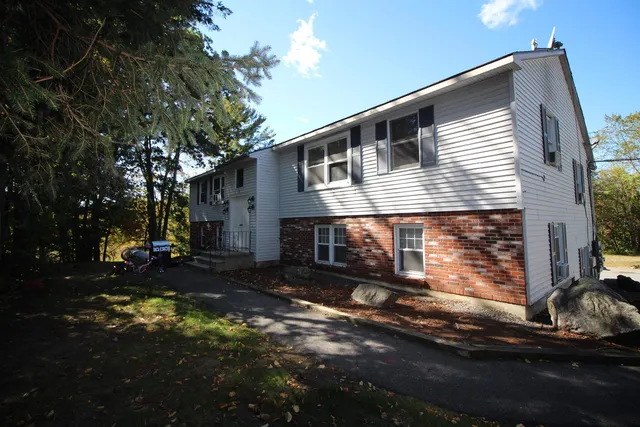 $1,850 | 76 Franklin Street, Derry, NH 03038