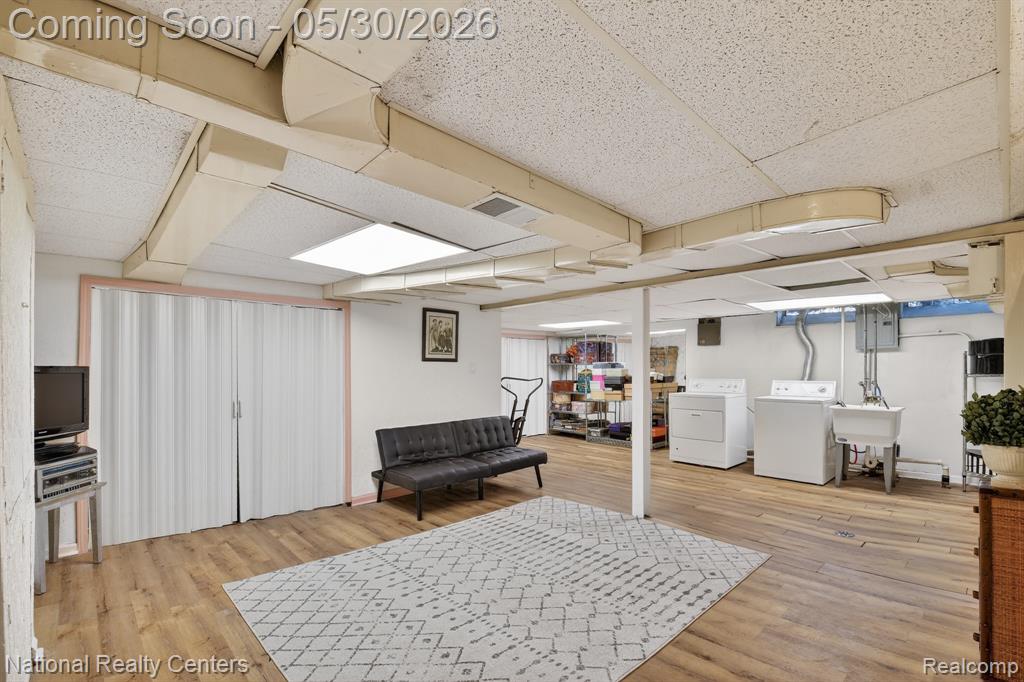 3956 Harvard Road Detroit, MI 48224 - Photo 35 of 44