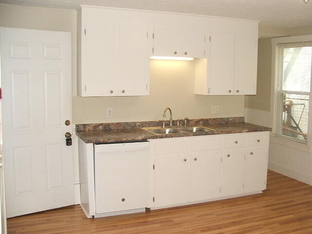 84 Birch Street Biddeford, ME 04005 - Photo 4 of 64 4