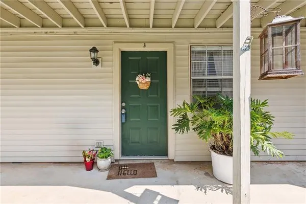 $1,350 | 717 Heavens Drive, Unit 3, Mandeville, LA 70471