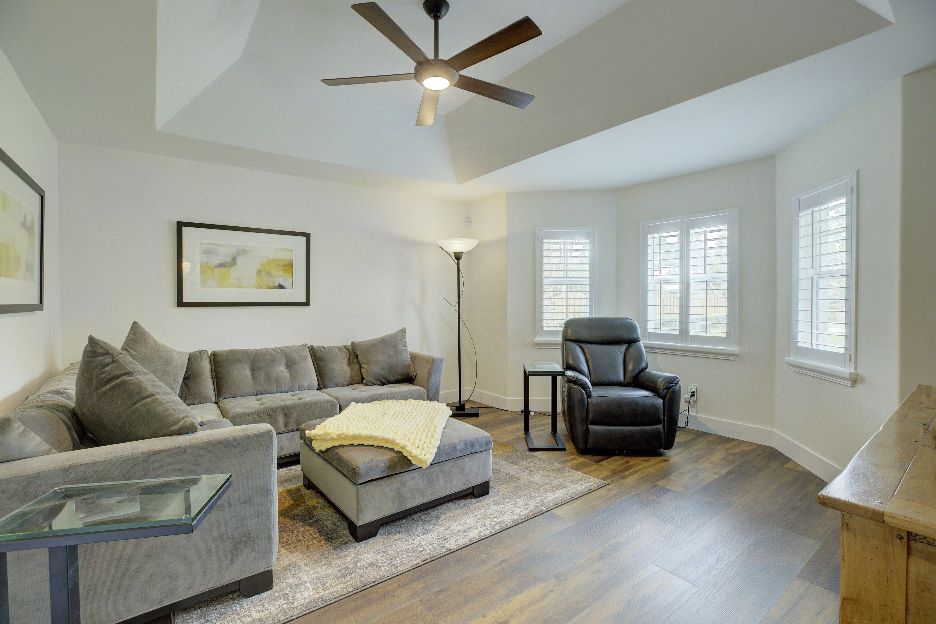 526 Southwest Rustic Circle Stuart, FL 34997 - Photo 15 of 34 Living Room
