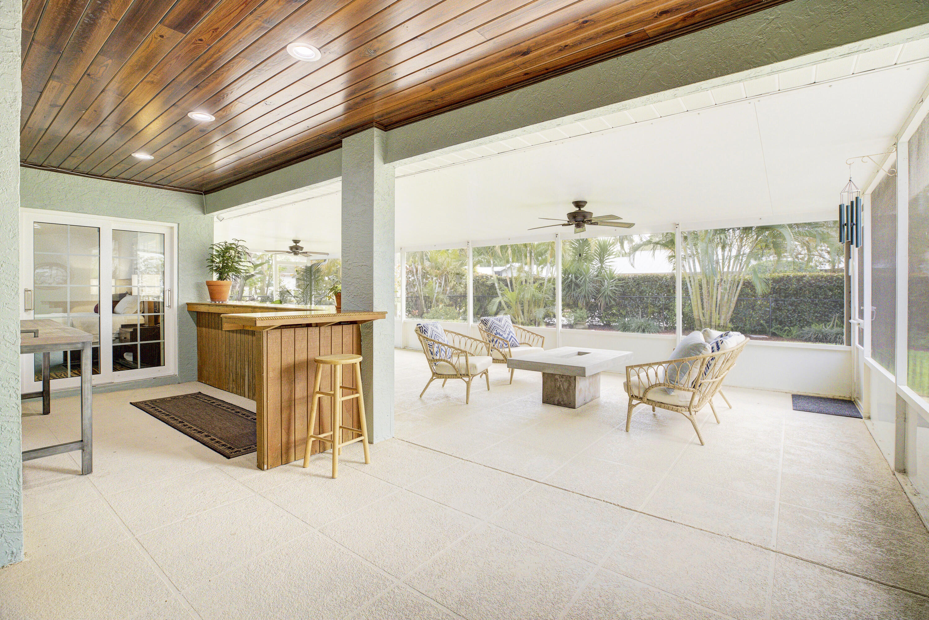 526 Southwest Rustic Circle Stuart, FL 34997 - Photo 26 of 34 Patio and bar