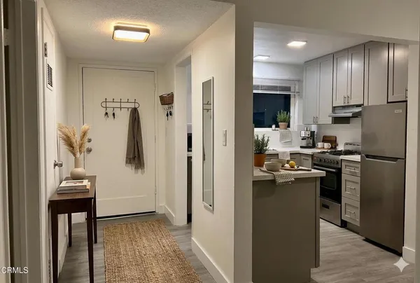 $2,700 | 2143 North Windsor Avenue, Unit C, Altadena, CA 91001