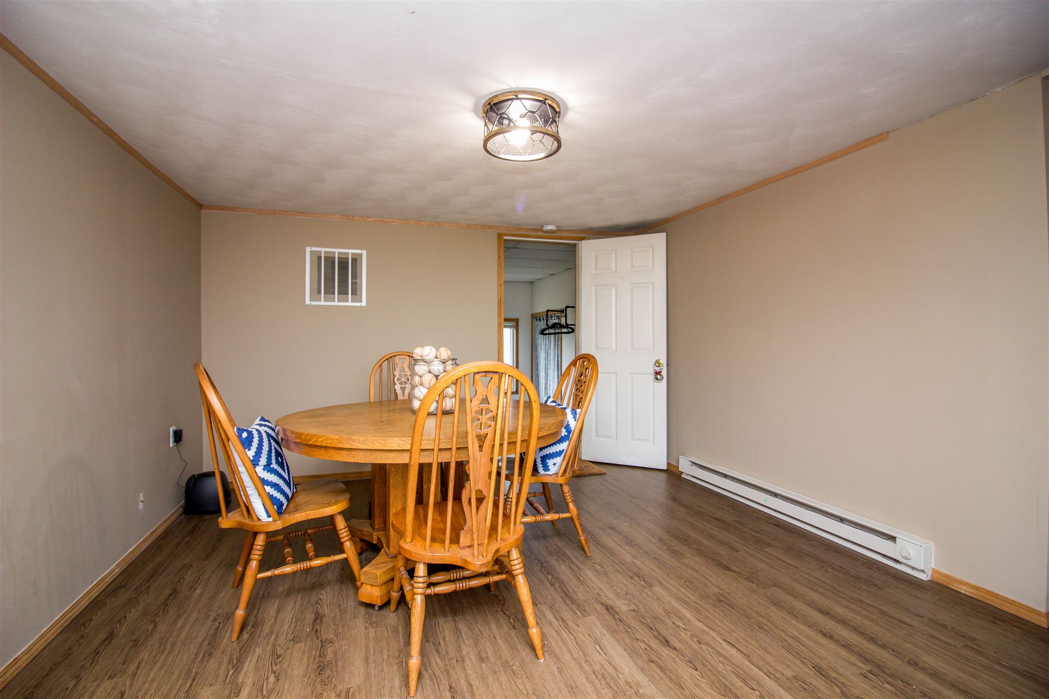 6786 East Harrold Road Churubusco, IN 46723 - Photo 13 of 36 Gallery Image 13